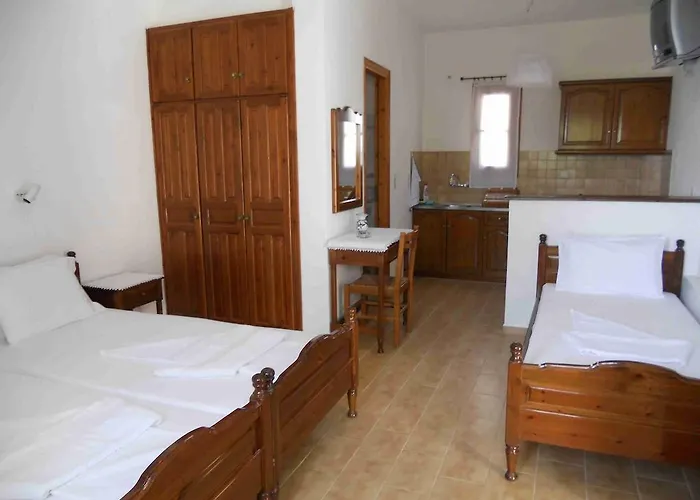 Casper's * Πίσω Λιβάδι