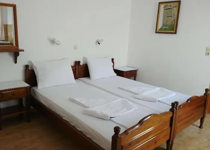 Casper's * Πίσω Λιβάδι